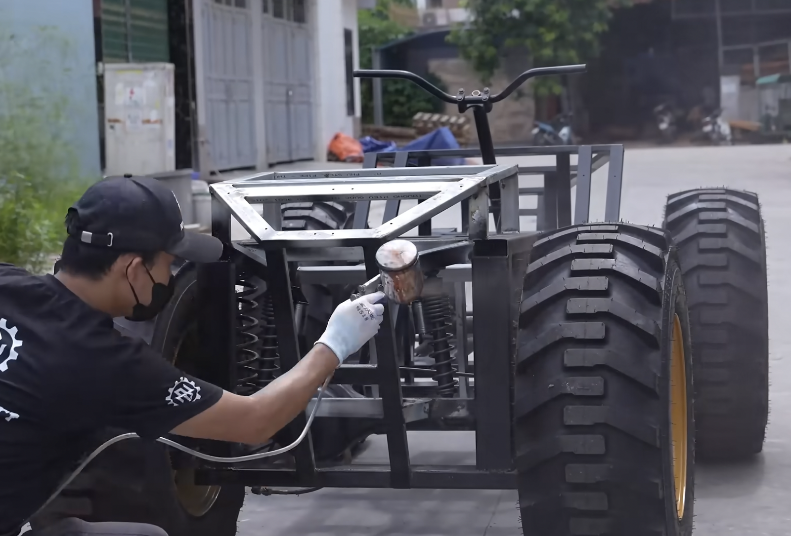 Hệ thống lái xe địa hình bằng gỗ