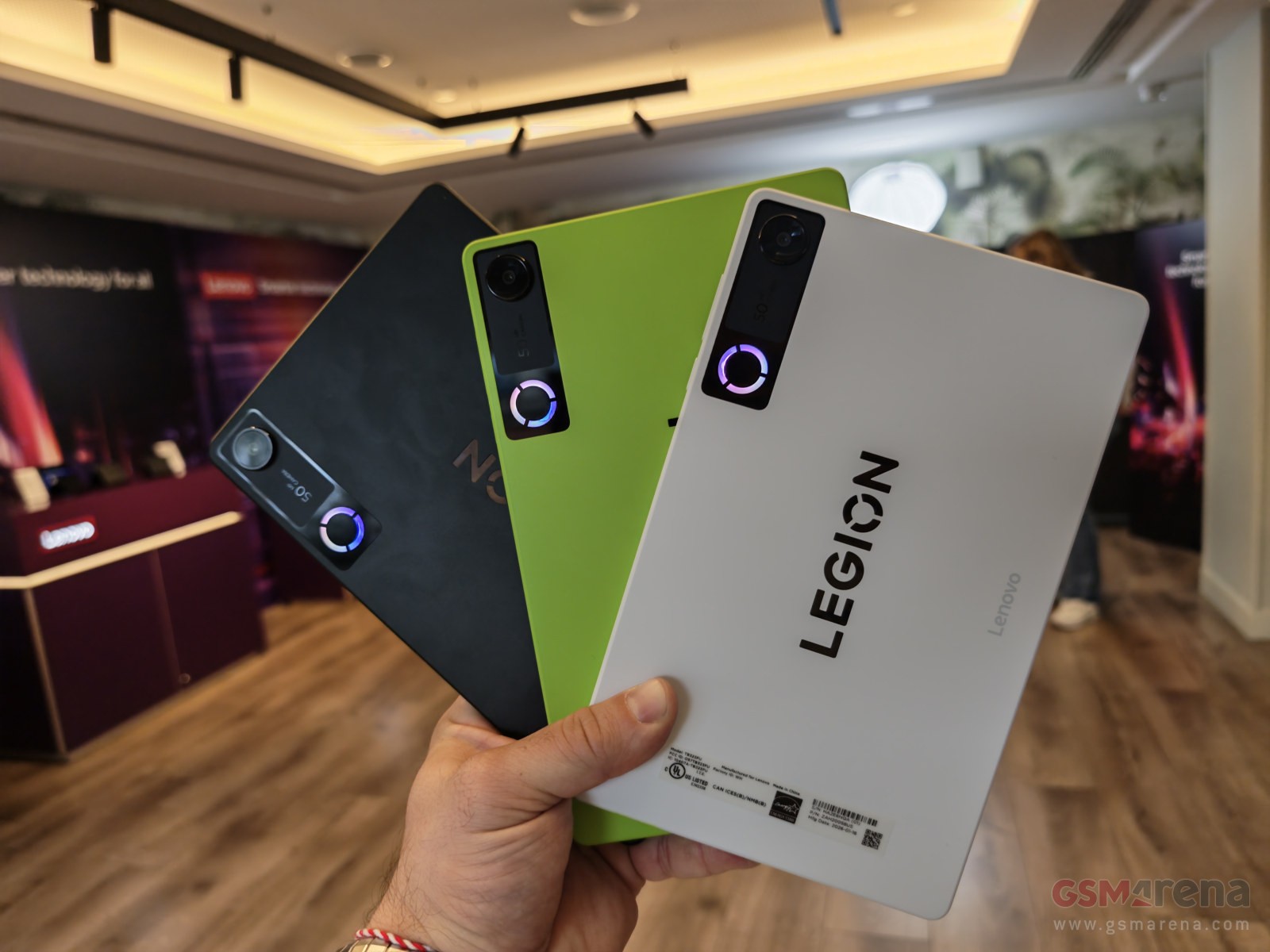 Khám Phá Lenovo Legion Tab: Tablet Gaming Nhỏ Gọn Đỉnh Cao với Màn Hình 165Hz