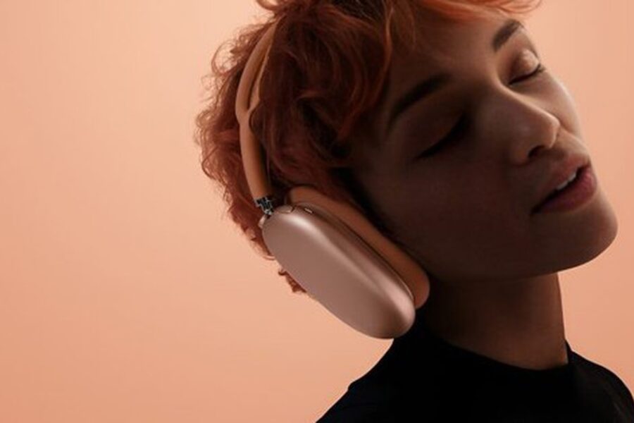 Đánh Giá Mới Về AirPods Max 2: Giữ Nguyên Thiết Kế Nhưng Vẫn Hấp Dẫn Người Dùng