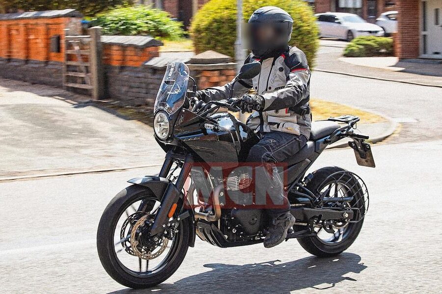 Khám Phá Royal Enfield Himalayan 750: Đối Thủ Mới Của Yamaha Tenere 700