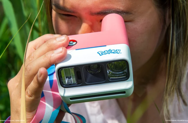 Khám Phá Bộ Sưu Tập Camera Lấy Liền Pokémon Của Polaroid