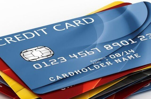 Sự Khác Biệt Giữa Thẻ Visa và Thẻ ATM Nội Địa: Nên Chọn Loại Nào?
