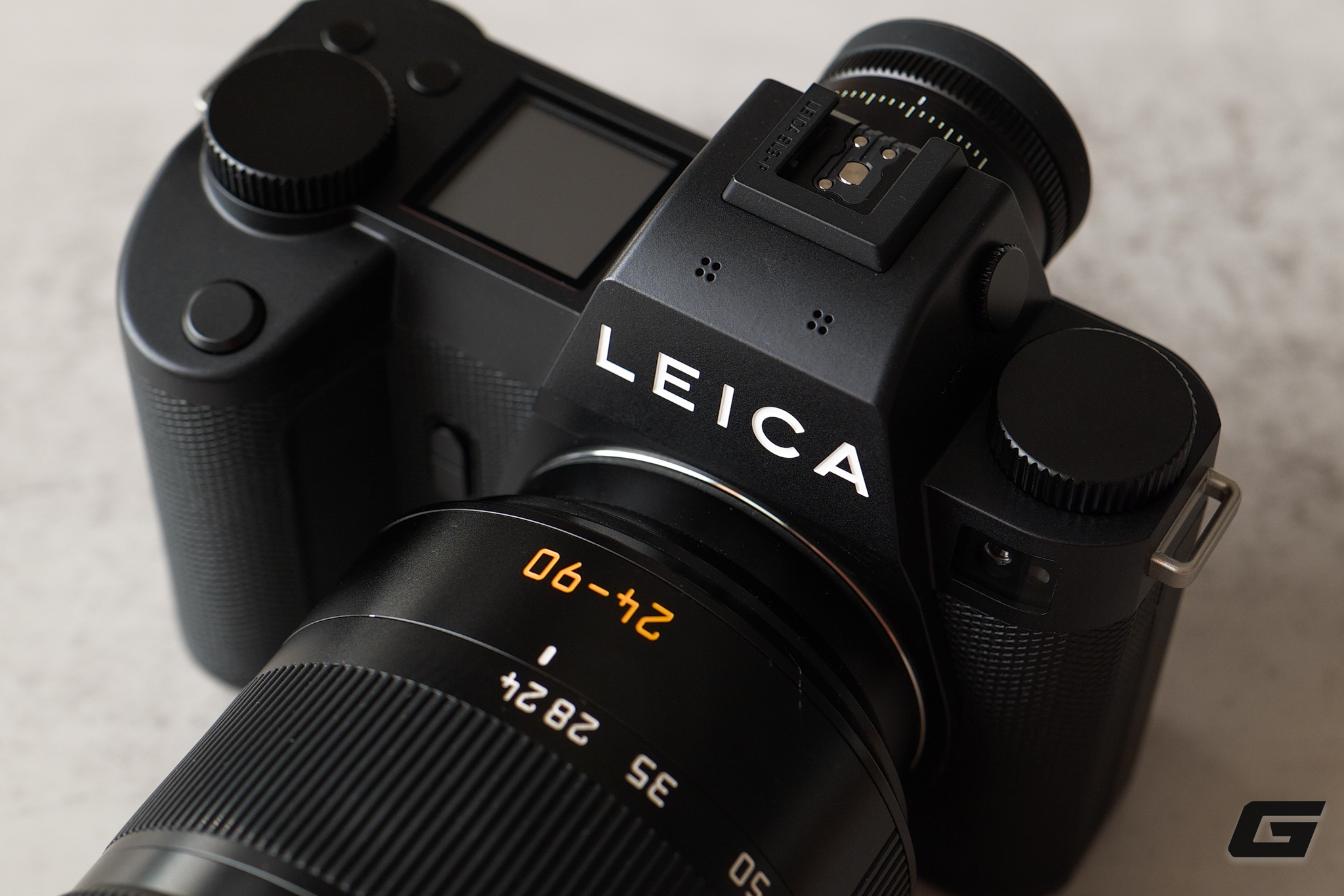 Trên tay và trải nghiệm nhanh Leica SL3-P: Chiếc máy ảnh vừa mới ra của hãng "logo chấm đỏ" có gì đáng chú ý? - Ảnh 3.