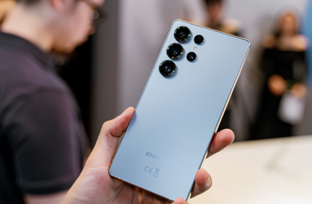 Khám Phá Samsung Galaxy S25 Ultra Sau Hai Năm: Vẫn Đứng Vững Như Một Chiếc Ferrari