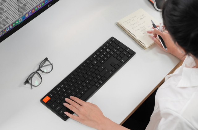 HyperOne Gen 3 Plus — Bàn phím fullsize 108 phím khung nhôm, pin tới 50 ngày