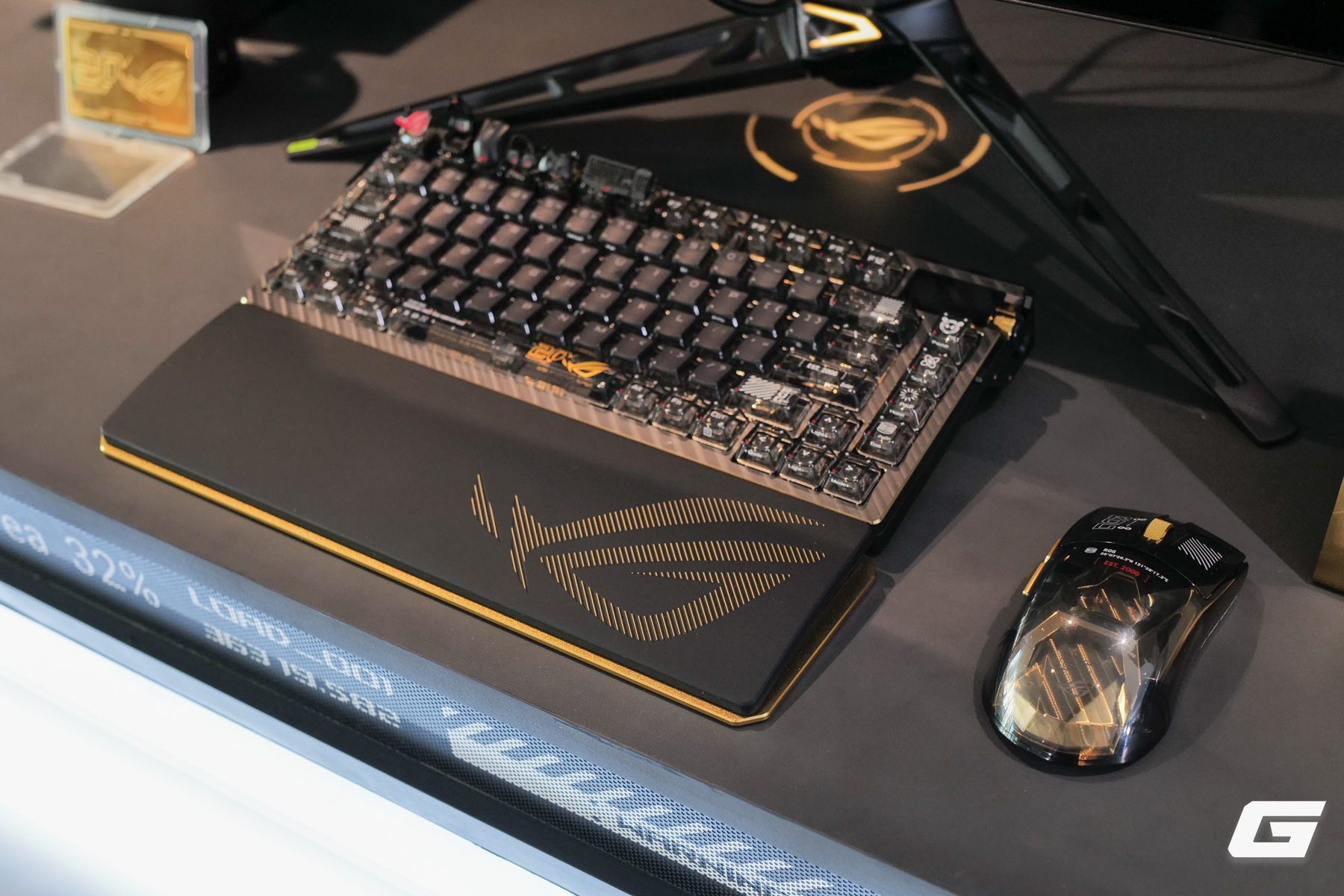 ASUS Ra Mắt Loạt Linh Kiện Kỷ Niệm 20 Năm: Giá Cao Đáng Kinh Ngạc Tại Việt Nam - Ảnh 12.