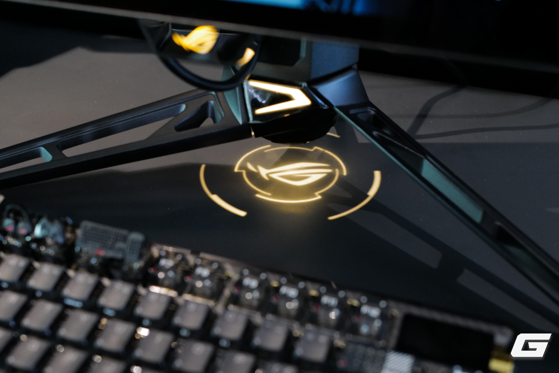 ASUS Ra Mắt Loạt Linh Kiện Kỷ Niệm 20 Năm: Giá Cao Đáng Kinh Ngạc Tại Việt Nam - Ảnh 11.