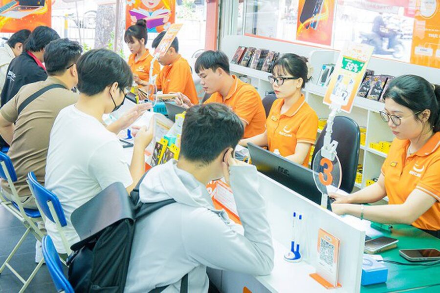Hiểu Rõ Hơn Về Pin iPhone: Tình Trạng Thực Tế Quan Trọng Hơn Battery Health