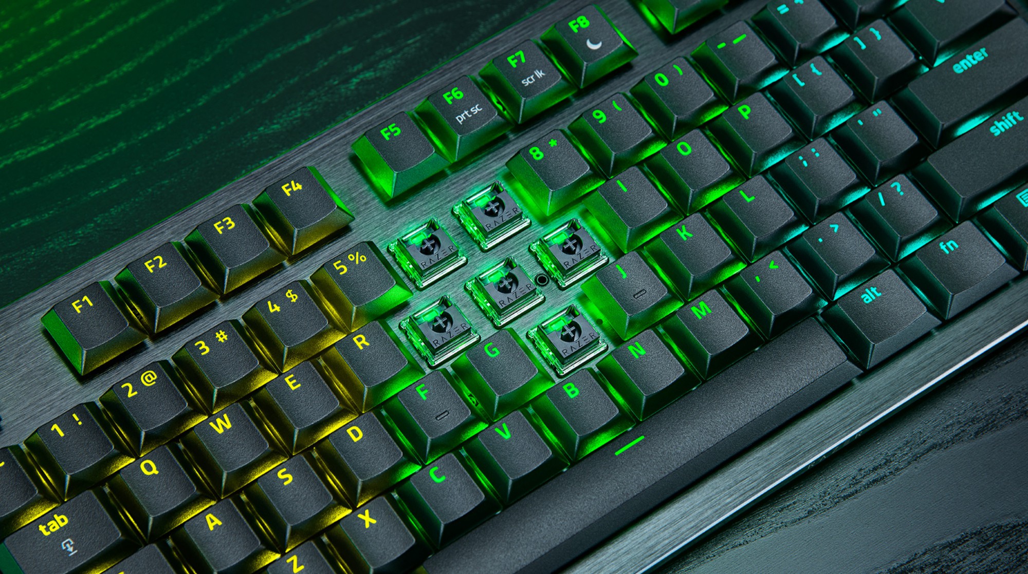 Bàn phím esports mang thiết kế low-profile Bàn phím esports mang thiết kế low-profile
