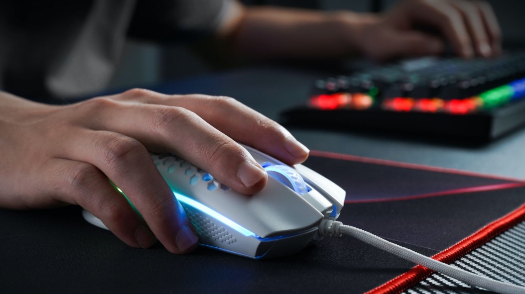Nguyên Nhân Khiến Windows 11 Khởi Động Lại Do Thiết Bị RGB Trên PC - Ảnh 1.