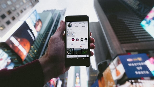 socialmedia-1784779995924-17847799961861835176205