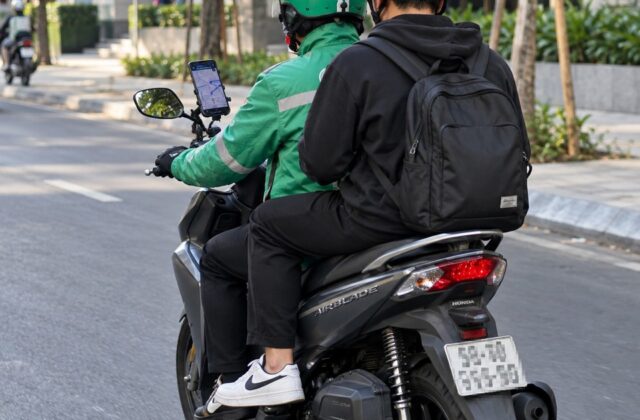 Chế độ Vệ tinh trên Google Maps có thực sự ngốn pin? Giải thích và mẹo tiết kiệm