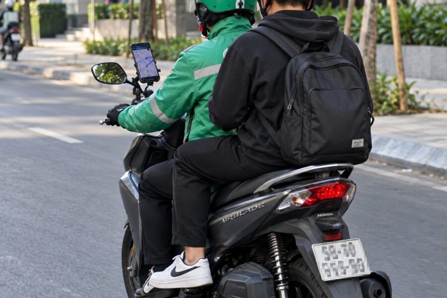 Chế độ Vệ tinh trên Google Maps có thực sự ngốn pin? Giải thích và mẹo tiết kiệm