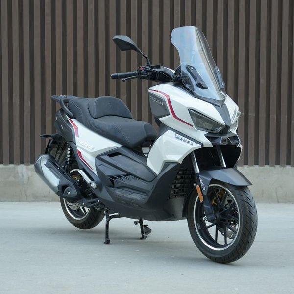 Cyclone RT250 - Mẫu xe tay ga 250cc đáng chú ý tại Trung Quốc - Ảnh 1